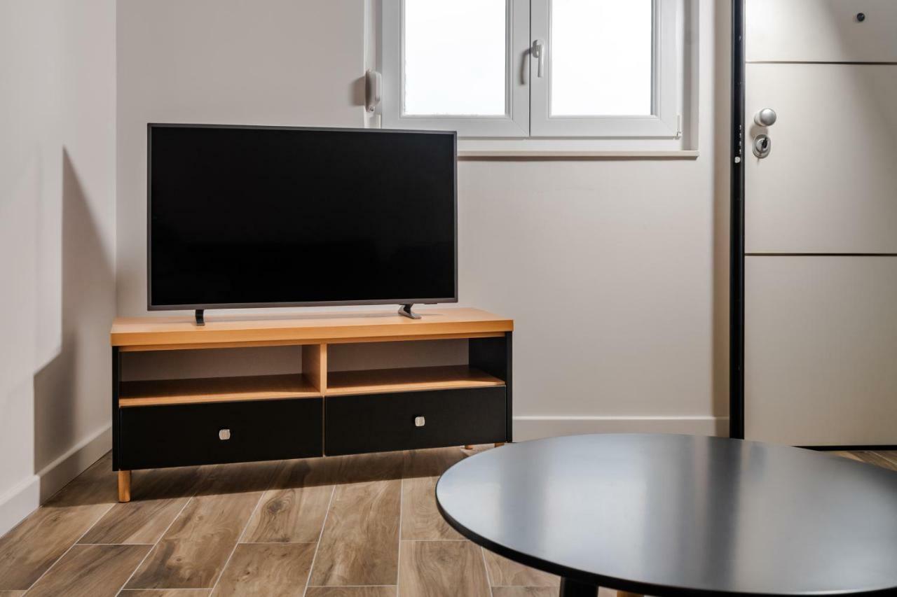 Apartments Mijo Dugi Rat Ngoại thất bức ảnh