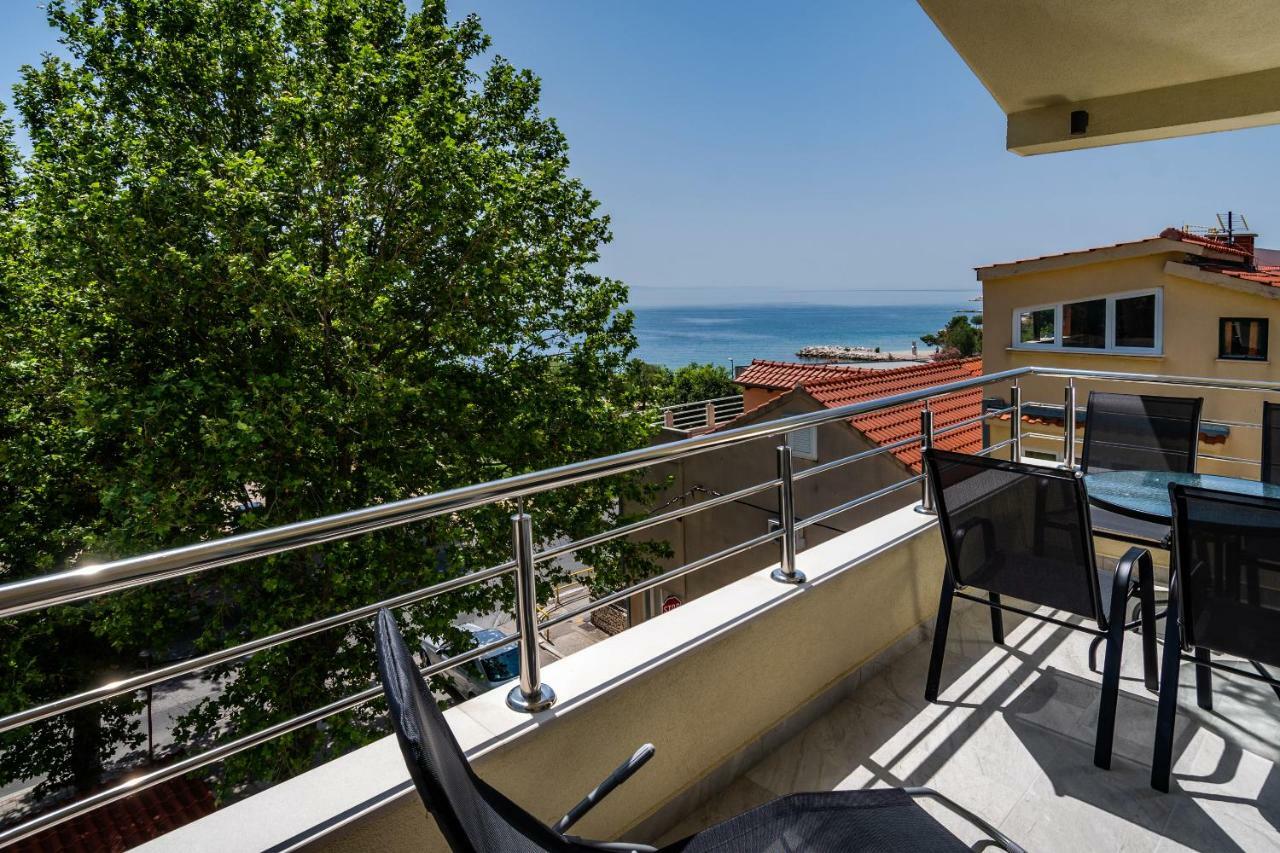 Apartments Mijo Dugi Rat Ngoại thất bức ảnh